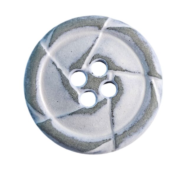 Knapp 4 hulls 18mm, Ml.Blå