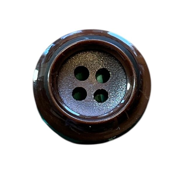 Knapp 4 hulls 17 mm Mørk Brun